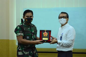 Pangkogabwilhan I kunjungi PLN UID Lampung