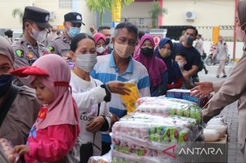 RS Bhayangkara Palangka Raya gelar bazar murah hingga diskon 50 persen