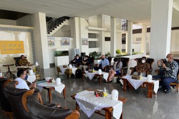 SKK Migas dan Bupati Kepulauan Seribu silahturahmi dengan Gubernur Lampung
