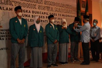 Bantul percepat capaian layanan administrasi kependudukan