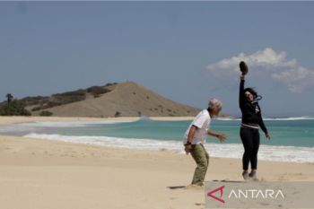Pemprov NTT sediakan bus gratis layani rute Kota Kupang-Pantai Liman, Semau
