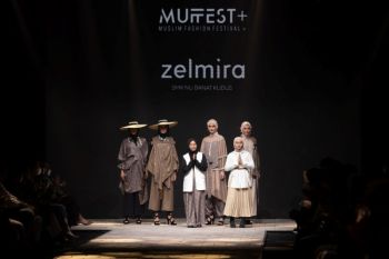 Busana karya siswa SMK NU Banat Kudus tampil di MUFFEST+ 2022