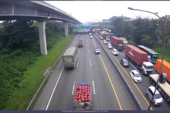 Eid exodus: Police implement contraflow scheme as traffic increases