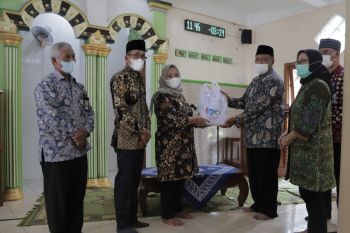 Bupati serahkan bansos peringati Hari Jadi Sleman