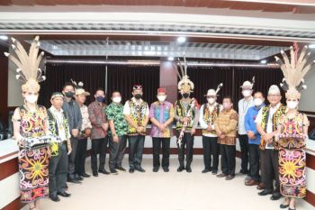 Kapolda Kaltara Menerima Kunjungan Silahturahmi Dewan Adat Dayak Provinsi Kaltara