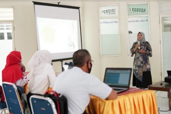 Dinas Pendidikan Polewali Mandar mengapresiasi guru inspiratif