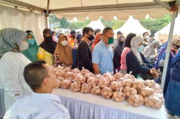 Pasar Tani Ramadhan Kementan laris diserbu warga Bekasi