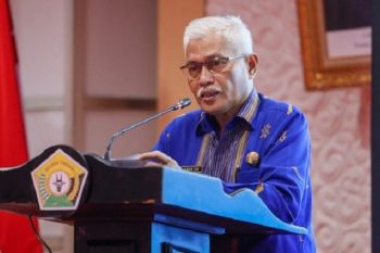 Gubernur Sulawesi Tenggara serahkan SK kepada 568 CPNS dan PPPK