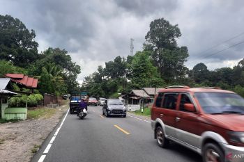 Arus lalu lintas H-3 lebaran di Padang Pariaman masih normal