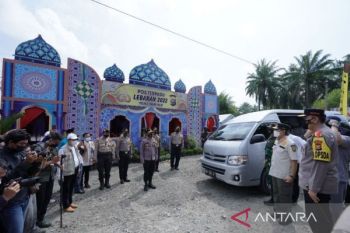 Gubernur Riau tinjau pos pelayanan terpadu Lebara 2022 di perbatasan Riau-Sumut
