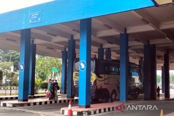 Seorang pemudik meninggal dunia di dalam bus menuju Solo