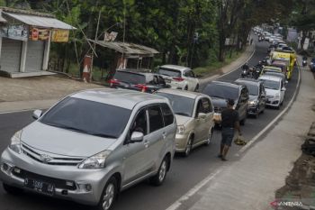 Arus mudik di jalur Nagreg - Limbangan