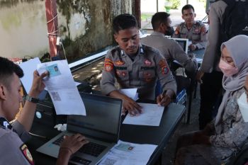 Polres Baubau tuntas menyalurkan bantuan tunai pangan