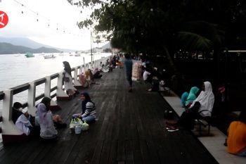 Taman Nukila menjelang sore, lokasi ngabuburit favorit di Ternate