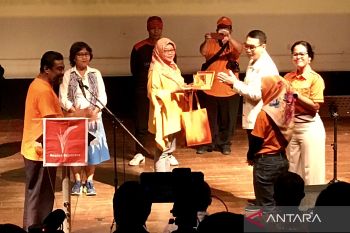 Marsinah dapat gelar Pahlawan Buruh Nasional dari Partai Buruh