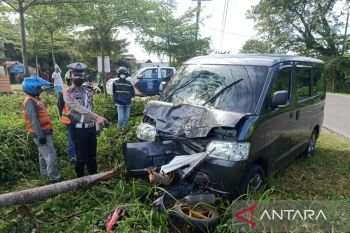 Satu korban luka berat akibat  kecelakaan di Jalinteng Sumatera