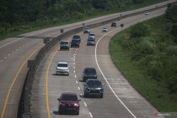 Jumlah kendaraan pada H-1 mengarah Trans Jakarta turun 6 persen