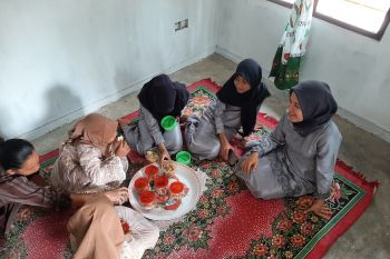 Tradisi kenduri hingga silaturahmi lebaran di Karimun