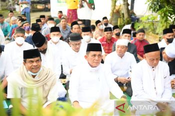 Gubernur ajak warga sayangi orang tua di momen Lebaran