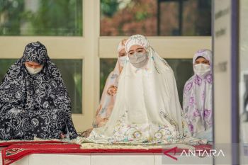 Ketua DPR laksanakan Shalat Idul Fitri di rumah dinas