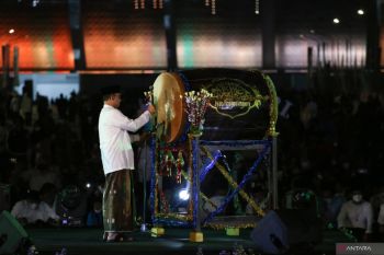 Atraksi tabuh bedug Jakarta