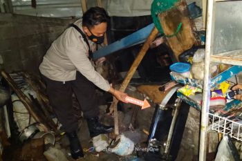 Saat lebaran tabung gas meledak di Terara Lombok Timur, satu rumah terbakar