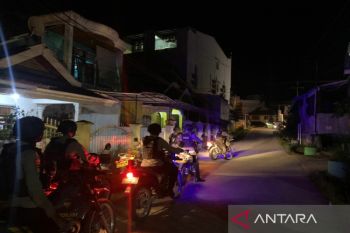 Samapta Polresta Kendari patroli awasi rumah warga yang mudik