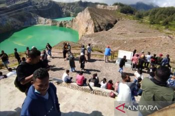 Wisatawan yang berkunjung ke TN Kelimutu mencapai 4.545 orang