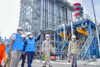 Tidak libur, total ada 2.982 posko pengamanan pelayanan listrik selama Lebaran