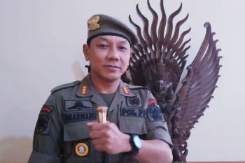 Petugas tolak pelaku perjalanan tak bawa KTP di pelabuhan Gilimanuk
