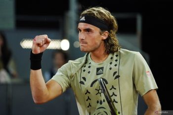 French Open 2022 - Tsitsipas selamat dari ketakutan pada putaran pertama