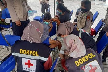 Warga Lombok Barat terdampak konflik sosial diberikan layanan kesehatan