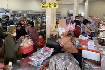 Pusat oleh-oleh di Kota Malang diserbu wisatawan