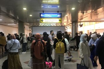 Kedatangan penumpang di Bandara Hang Nadim Batam masih normal