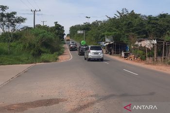 Puncak arus balik di jalinsum  terjadi pada malam hari