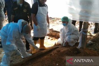 Autopsi jenazah tahanan polisi berlangsung lebih dari 4 jam