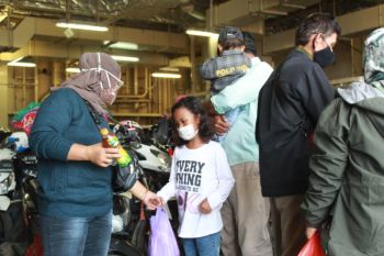 2.326 pemudik telah menyeberang melalui Pelabuhan Panjang