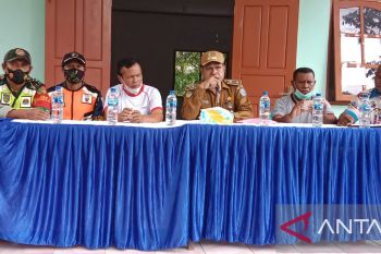Koramil Biak Kota gelar pertemuan dengan warga terkait keamanan