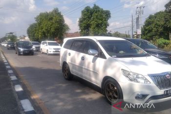 Arus balik di jalur pantura timur Demak-Kudus ramai