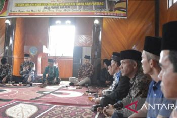 Halalbihalal bersama KAN Lareh Nan Panjang, Wako Fadly berharap terjalin komunikasi dengan pemangku Adat