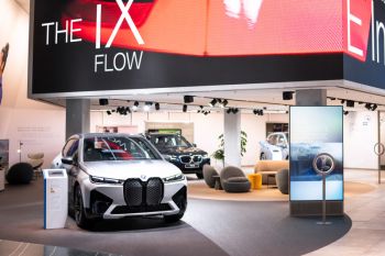 BMW sementara kirim unit tanpa Android Auto &amp; Apple CarPlay