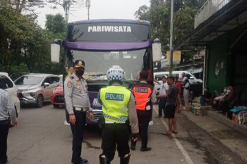 Antisipasi adanya terminal 'bayangan', sepuluh bus AKAP ditindak