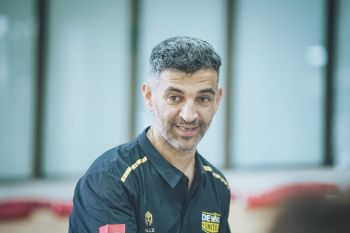Dewa United boyong pelatih asal  Argentina demi target juara IBL 2022