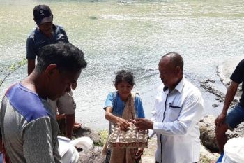 Pemkab Nagekeo bantu korban terdampak tanah longsor