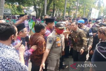 Kabupaten Batang butuh anggaran Rp11,7 miliar untuk THR kades