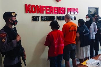 Lawan petugas ungkap narkoba, polisi tangkap tiga warga Karanggondang Jepara
