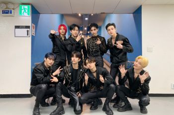 Ini penyebab Stray Kids tunda dua tur AS