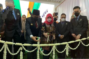 Wali Kota ajak investor bangun fasilitas kesehatan di Padang