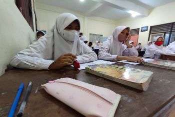 Batang wacanakan PTM 100 persen