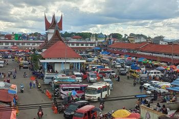 Polemik Parkir Terminal, Joni Feri : Bukan wewenang Pemkot Bukittinggi